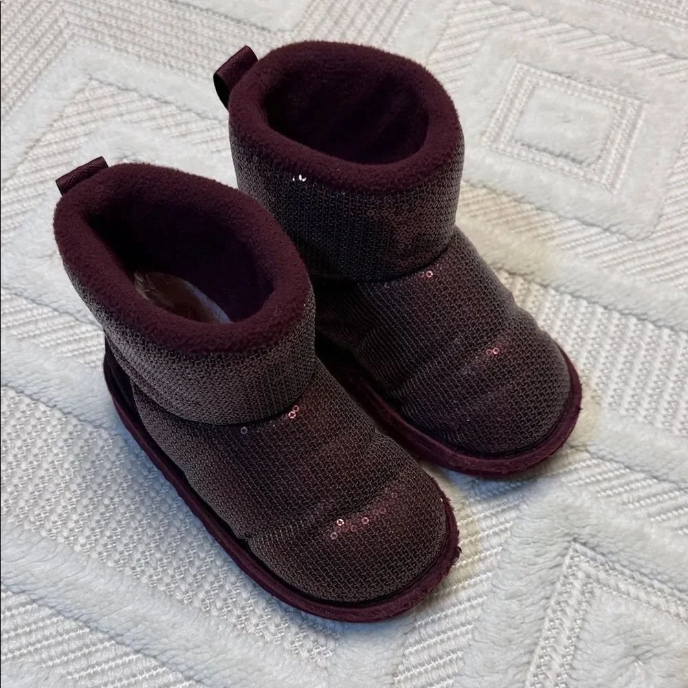 UGG SPARKLE BOOTS